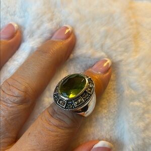 Peridot and Sterling Silver Ring Sz 7